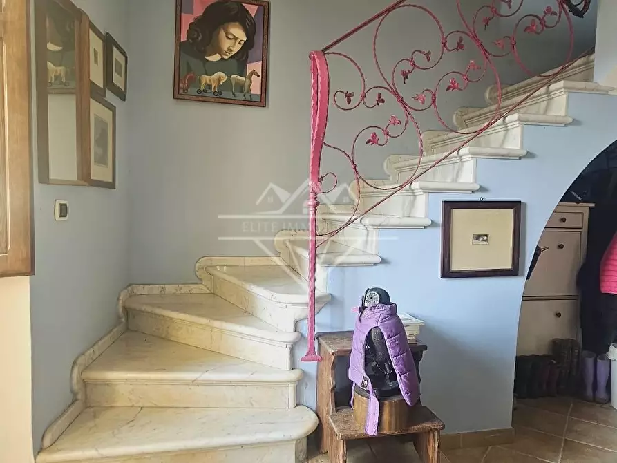 Immagine 4 di Casa semindipendente in vendita  a Carrara