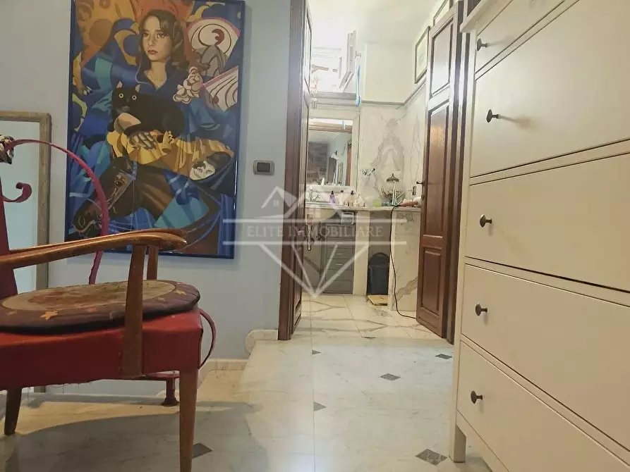 Immagine 12 di Casa semindipendente in vendita  a Carrara