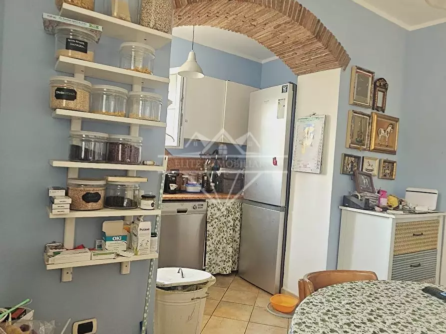 Immagine 8 di Casa semindipendente in vendita  a Carrara