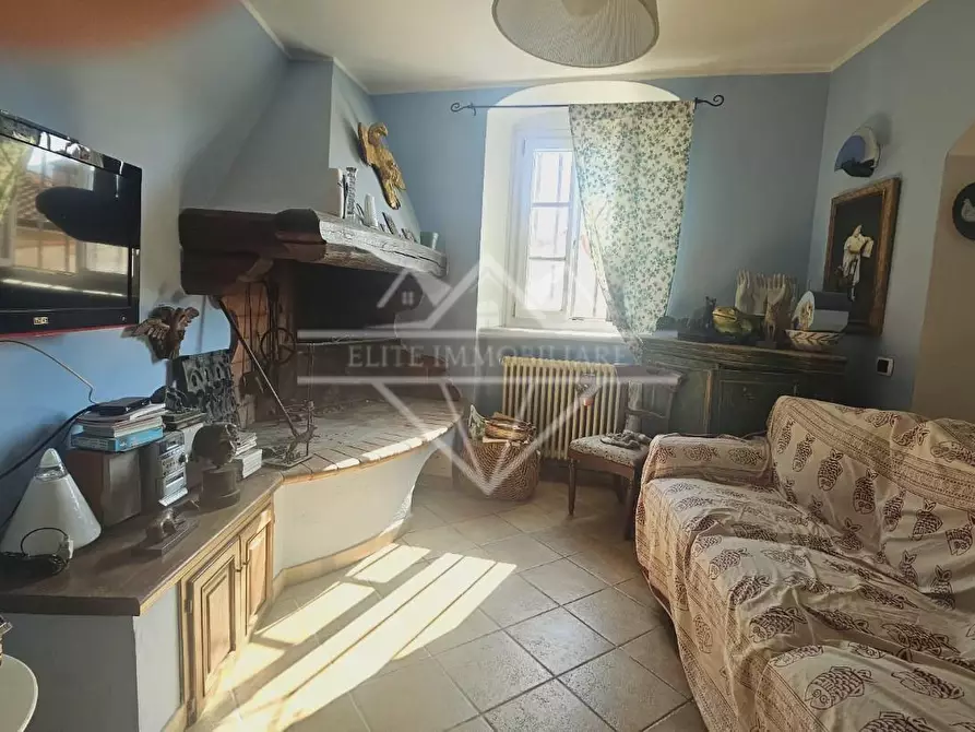 Immagine 5 di Casa semindipendente in vendita  a Carrara