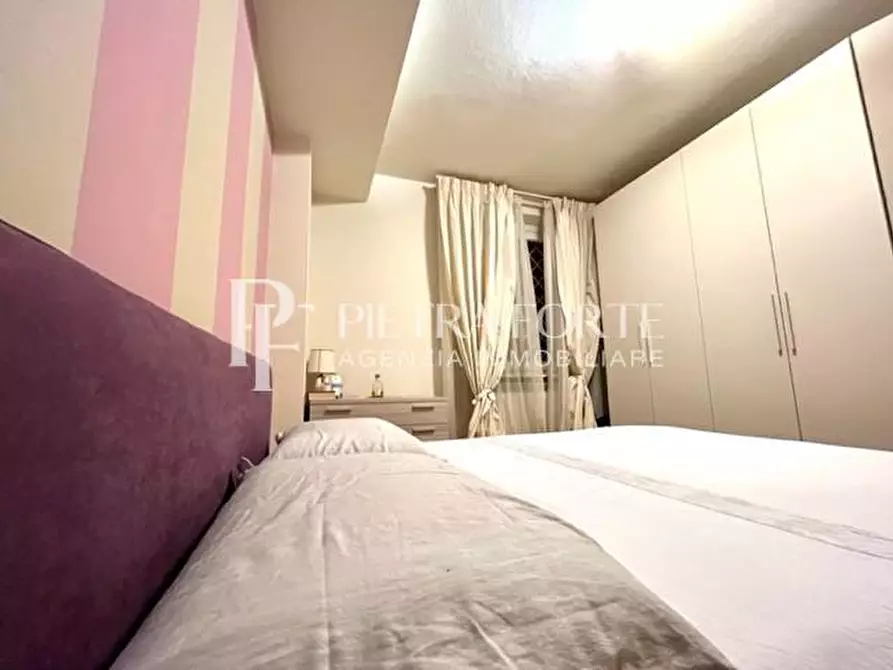 Immagine 11 di Appartamento in vendita  a Viareggio