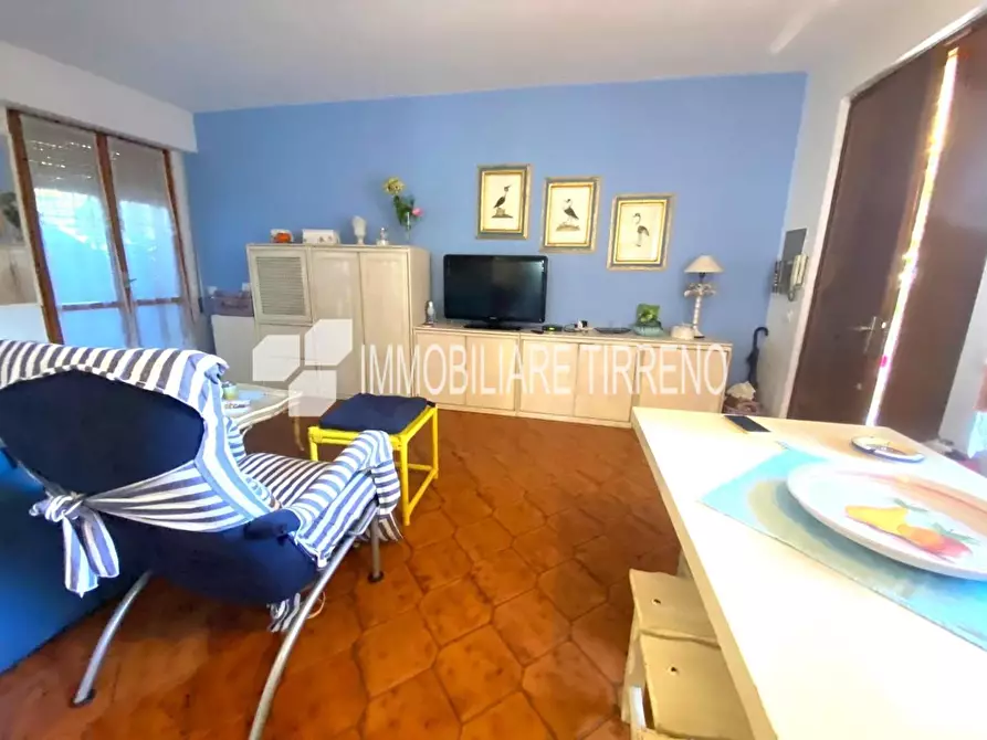 Immagine 4 di Appartamento in vendita  a Massa