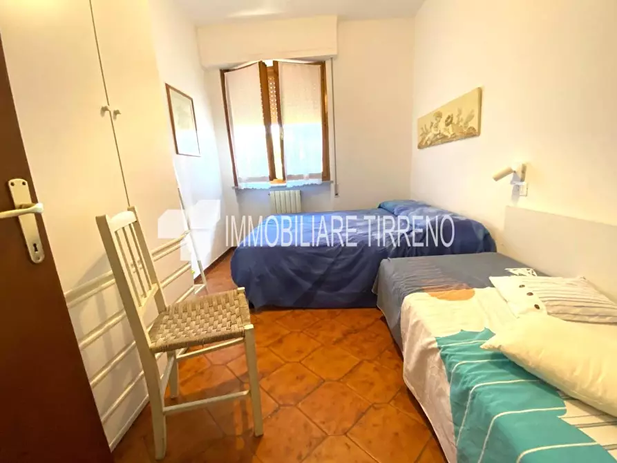 Immagine 13 di Appartamento in vendita  a Massa