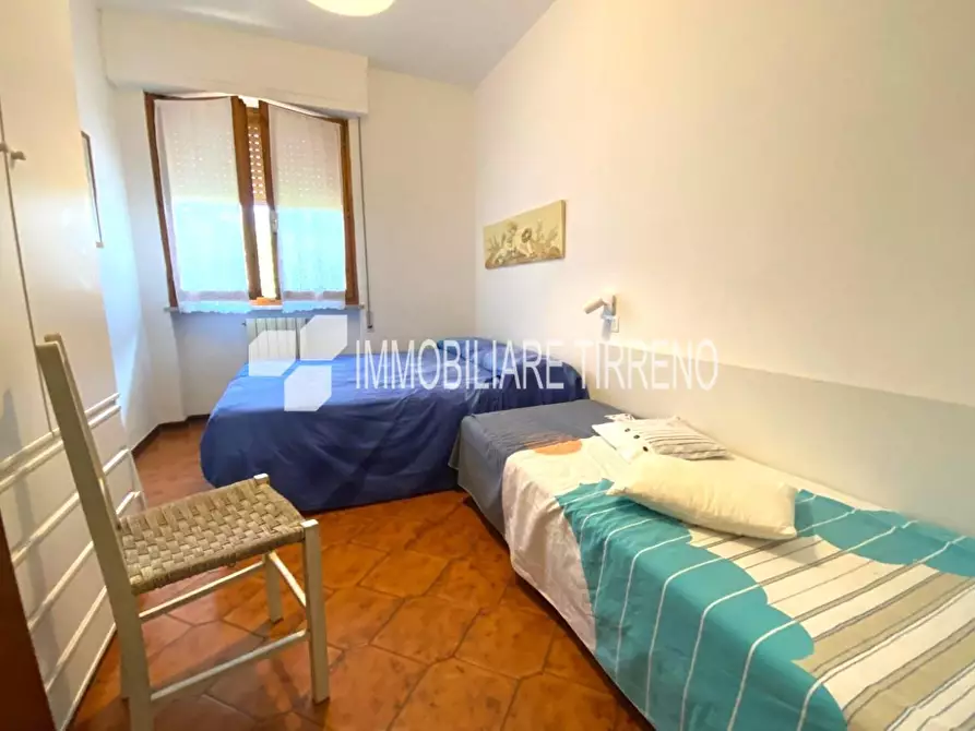 Immagine 7 di Appartamento in vendita  a Massa