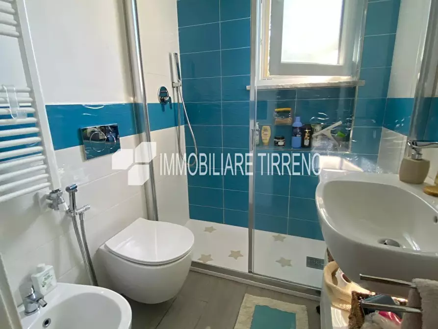 Immagine 8 di Appartamento in vendita  a Massa