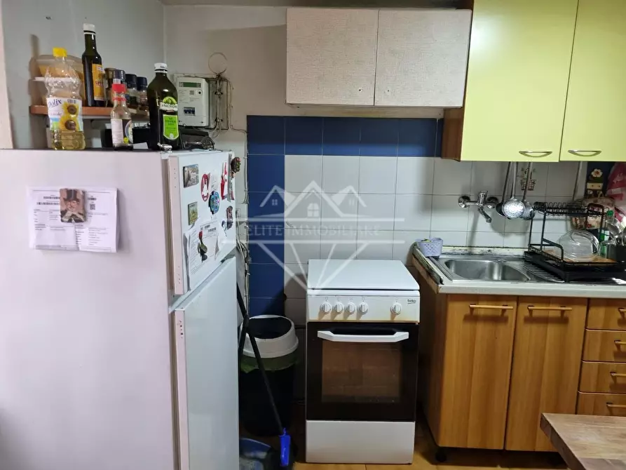 Immagine 19 di Casa indipendente in vendita  a Massa