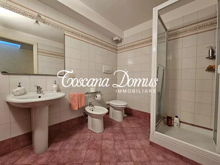 Immagine 22 di Mansarda in vendita  a Siena