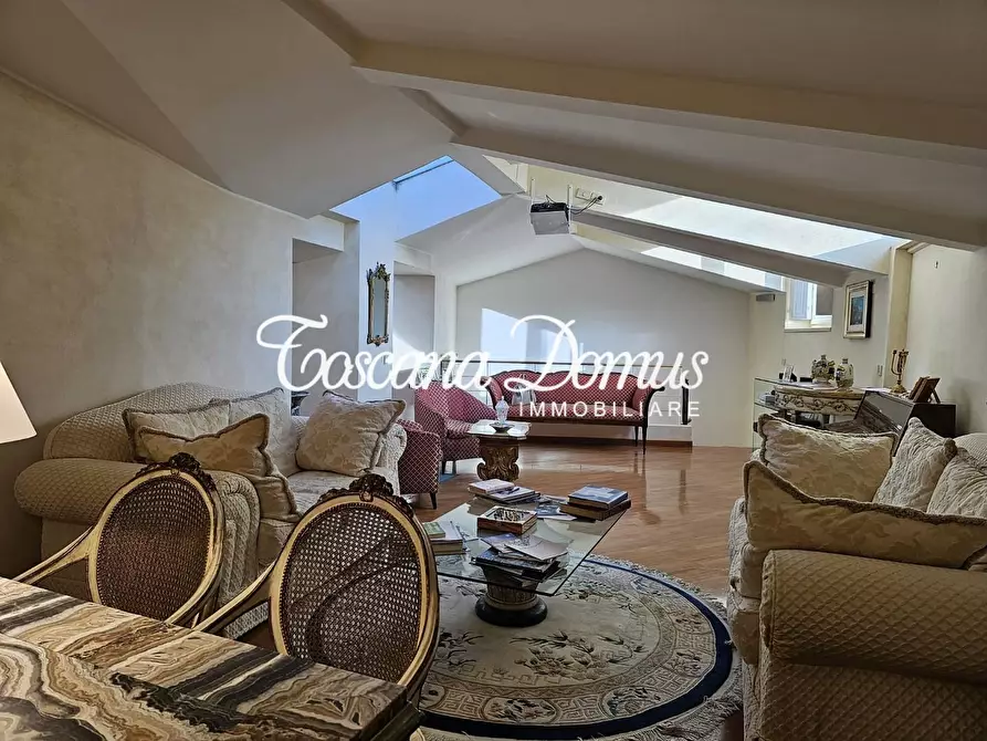 Immagine 3 di Mansarda in vendita  a Siena