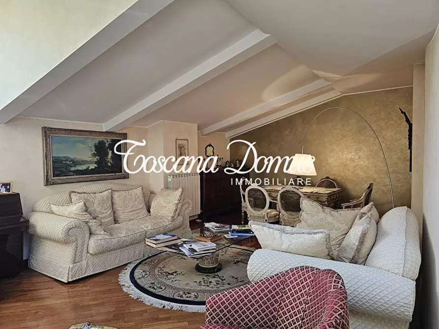 Immagine 6 di Mansarda in vendita  a Siena