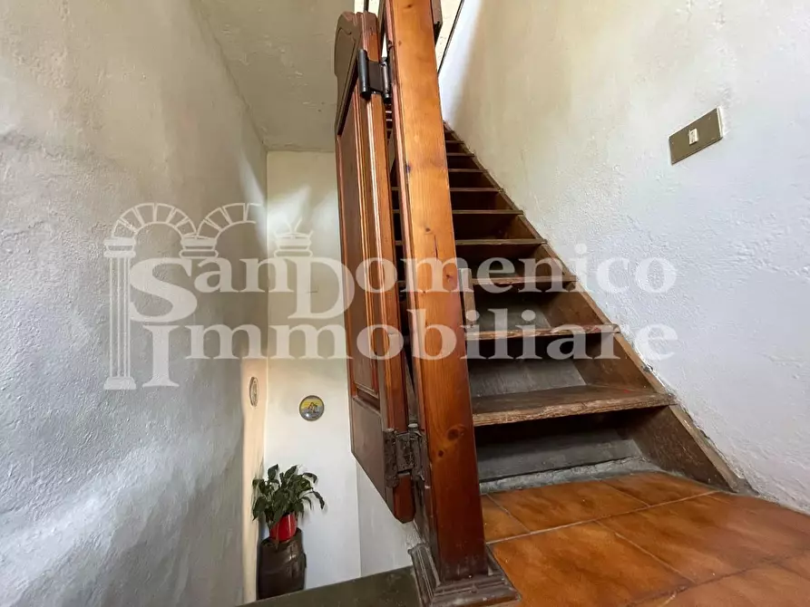 Immagine 54 di Villa in vendita  a Calci