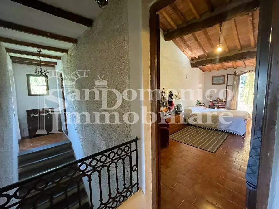 Immagine 42 di Villa in vendita  a Calci