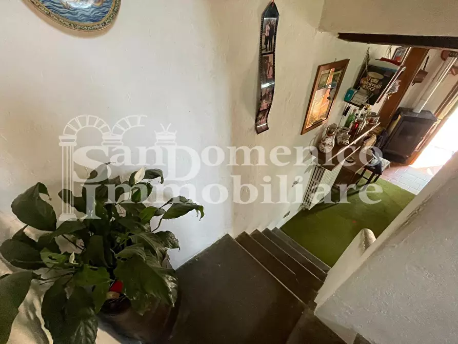 Immagine 52 di Villa in vendita  a Calci