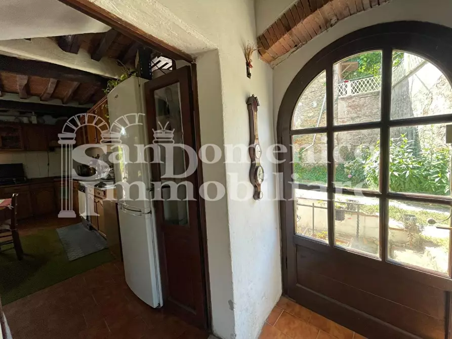 Immagine 35 di Villa in vendita  a Calci