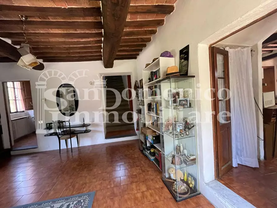 Immagine 36 di Villa in vendita  a Calci