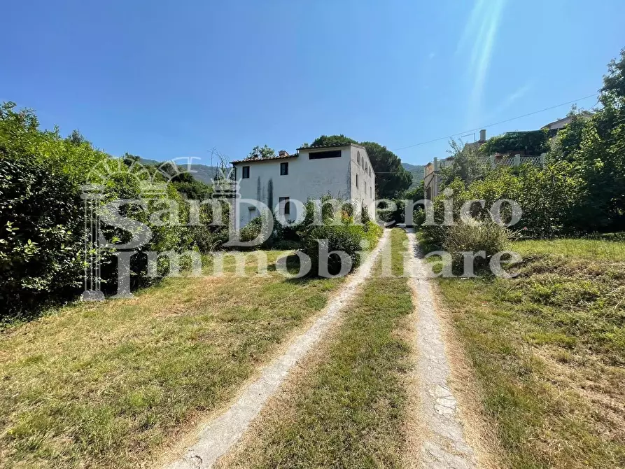 Immagine 3 di Villa in vendita  a Calci