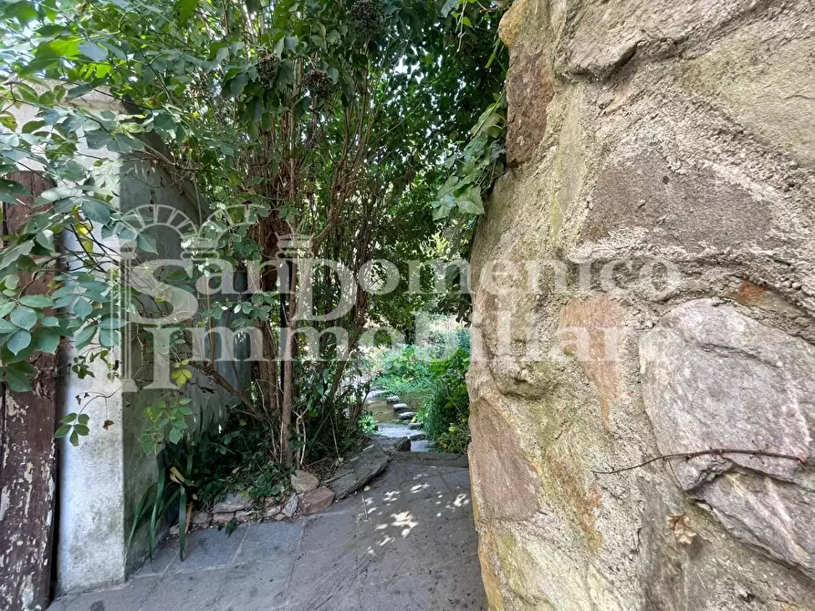 Immagine 25 di Villa in vendita  a Calci