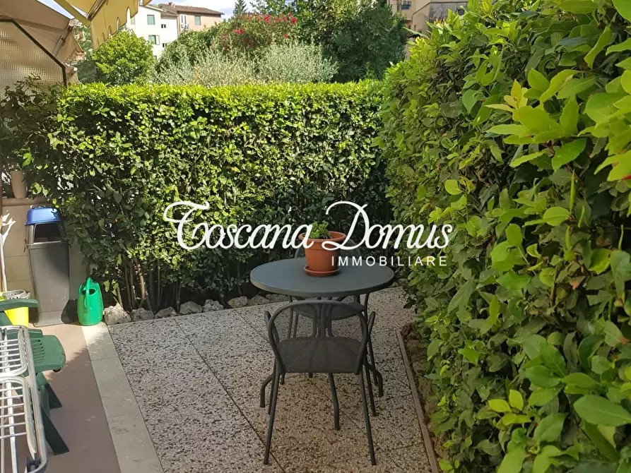 Immagine 2 di Villetta a schiera in vendita  a Siena