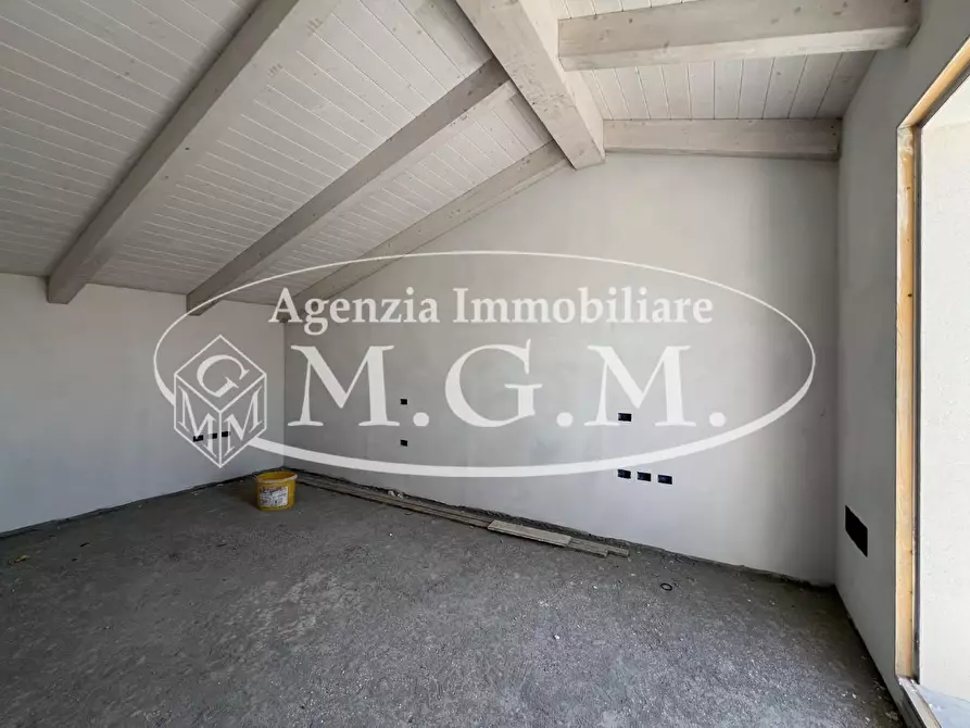 Immagine 22 di Villa in vendita  a Castelfranco Di Sotto