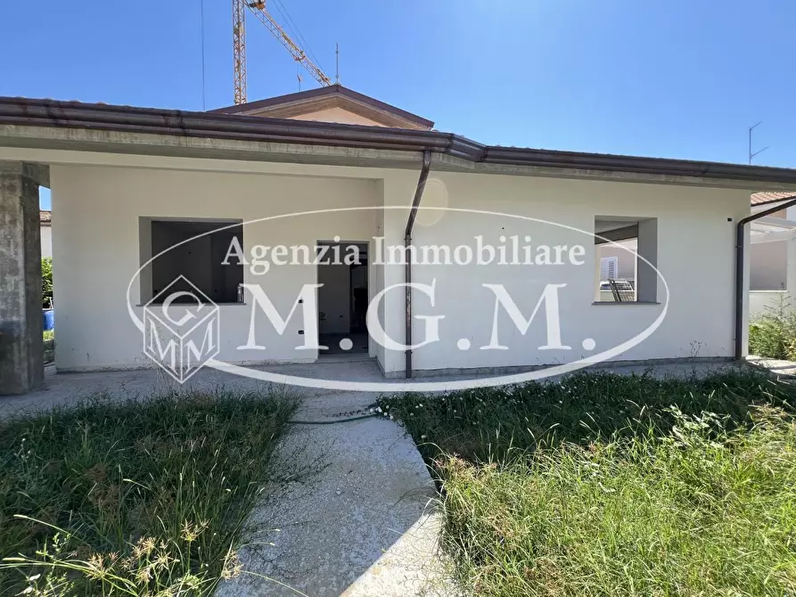 Immagine 1 di Villa in vendita  a Castelfranco Di Sotto