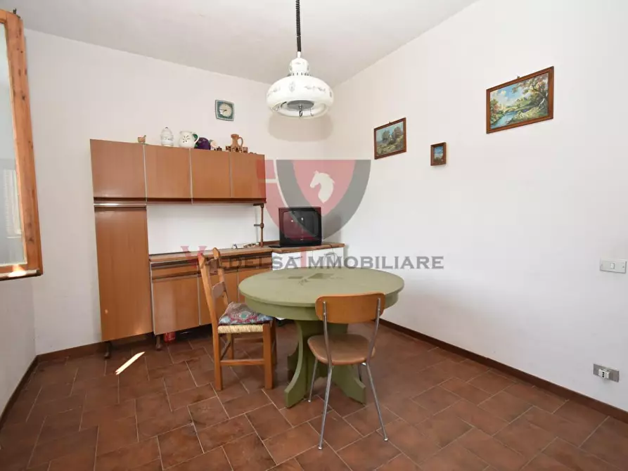 Immagine 26 di Villa in vendita  a Castellina In Chianti