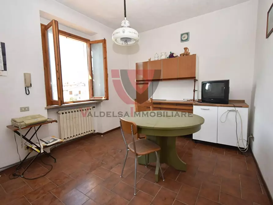 Immagine 25 di Villa in vendita  a Castellina In Chianti