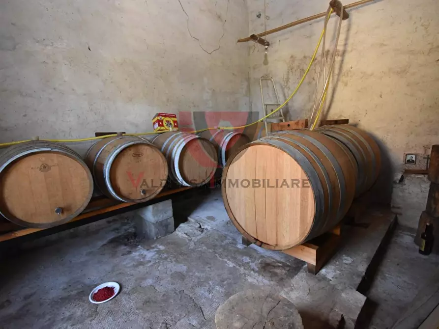 Immagine 39 di Villa in vendita  a Castellina In Chianti