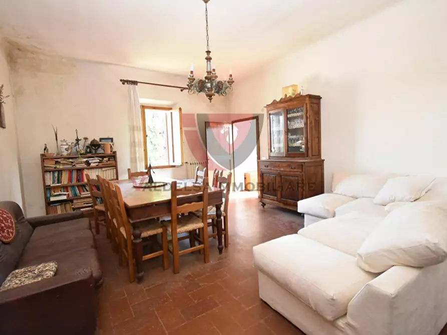 Immagine 21 di Villa in vendita  a Castellina In Chianti