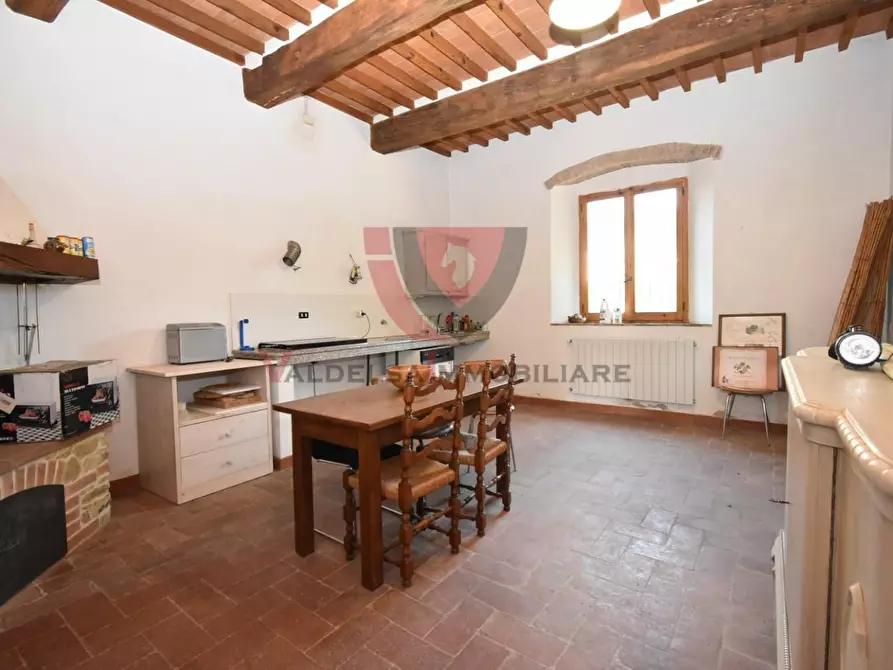 Immagine 31 di Villa in vendita  a Castellina In Chianti