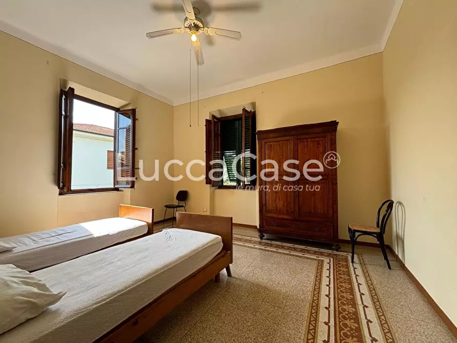 Immagine 24 di Villa in vendita  a Lucca