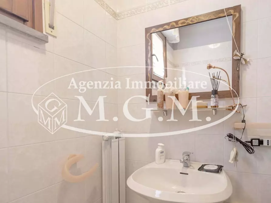 Immagine 19 di Appartamento in vendita  a Bientina