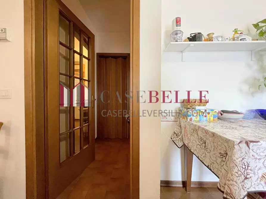 Immagine 11 di Appartamento in vendita  a Camaiore
