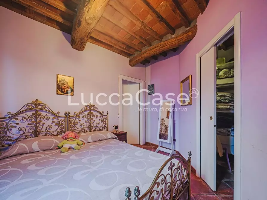 Immagine 34 di Rustico / casale in vendita  a Capannori