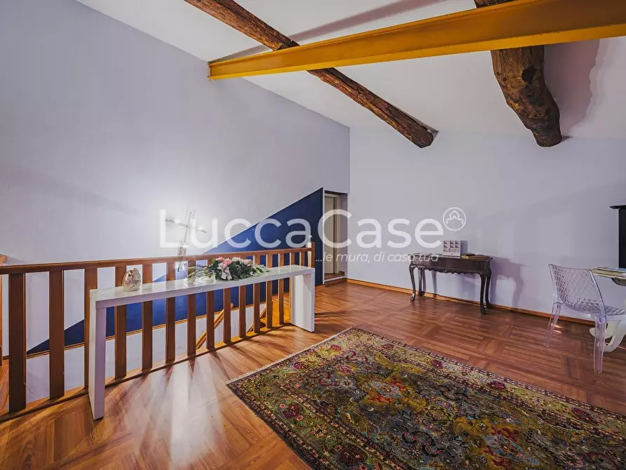 Immagine 38 di Rustico / casale in vendita  a Capannori