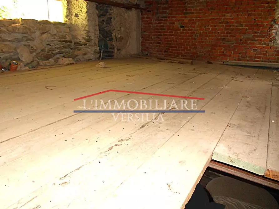 Immagine 13 di Casa bifamiliare in vendita  a Massa