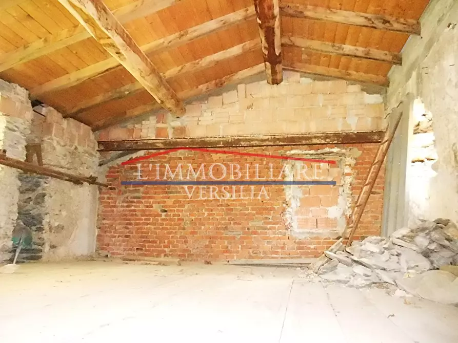 Immagine 12 di Casa bifamiliare in vendita  a Massa