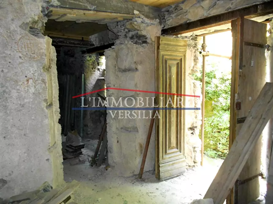 Immagine 3 di Casa bifamiliare in vendita  a Massa