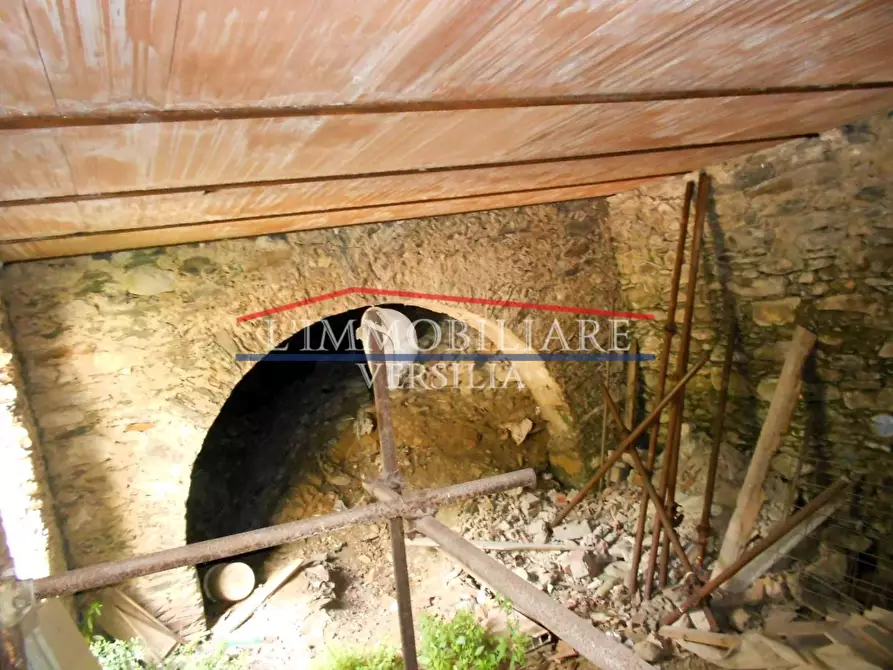 Immagine 16 di Casa bifamiliare in vendita  a Massa