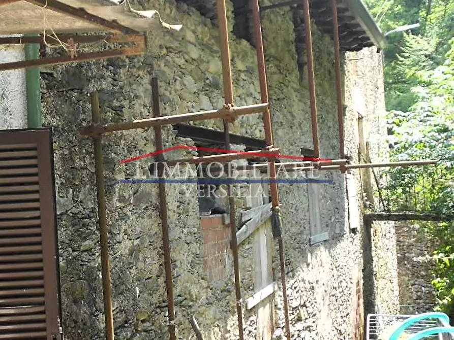 Immagine 20 di Casa bifamiliare in vendita  a Massa