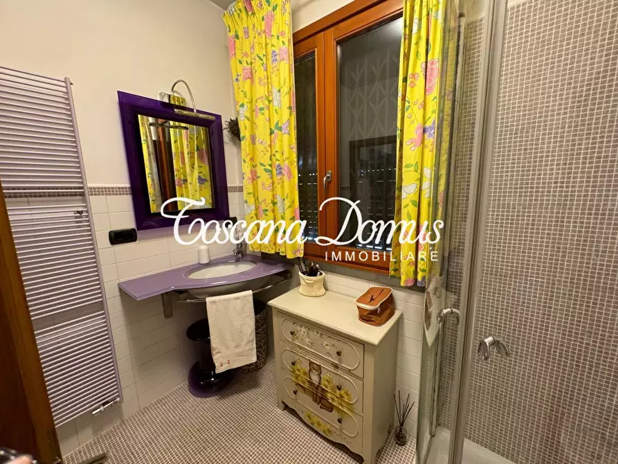 Immagine 15 di Appartamento in vendita  a Siena