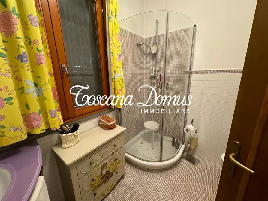 Immagine 16 di Appartamento in vendita  a Siena