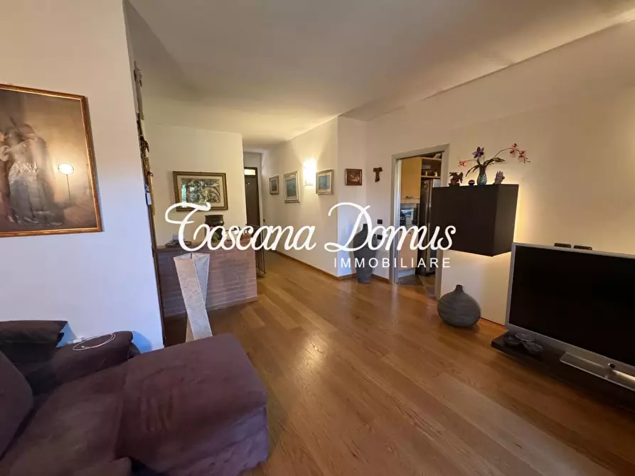 Immagine 8 di Appartamento in vendita  a Siena