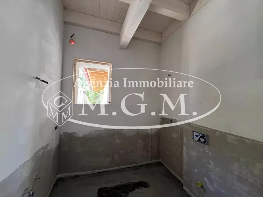 Immagine 9 di Casa bifamiliare in vendita  a Montopoli In Val D'arno