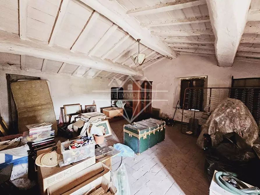 Immagine 12 di Casa semindipendente in vendita  a Massa