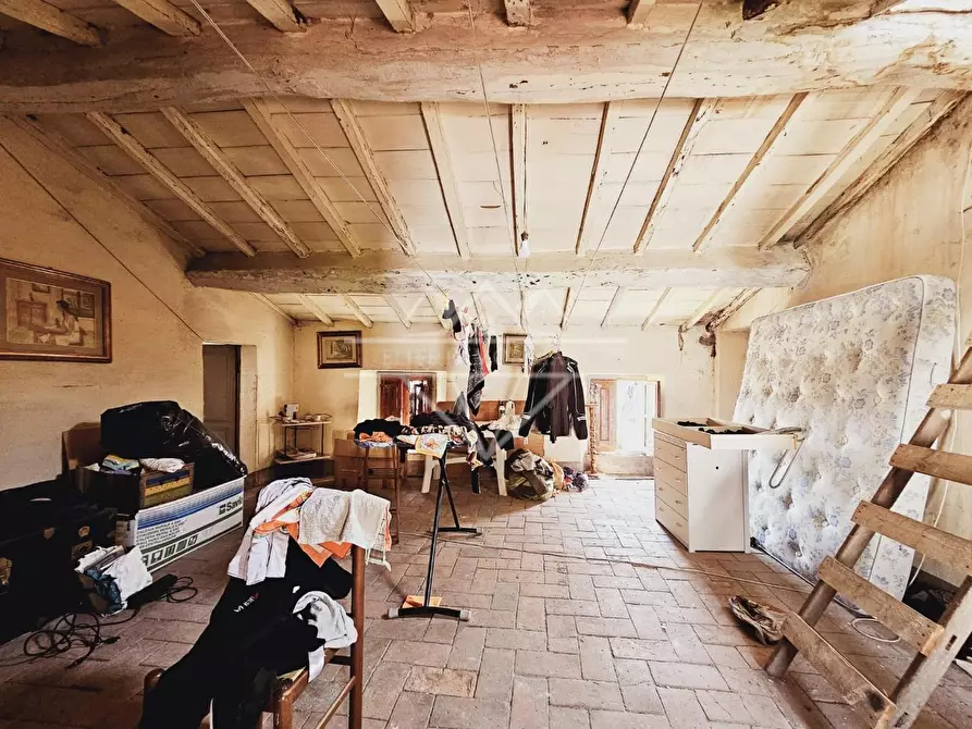 Immagine 15 di Casa semindipendente in vendita  a Massa