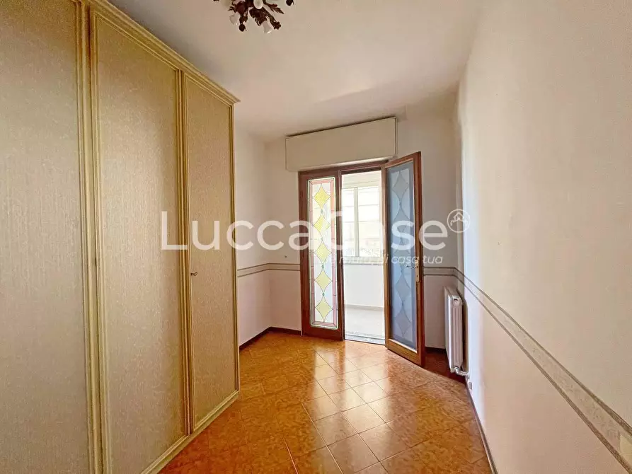 Immagine 10 di Casa quadrifamiliare in vendita  a Viareggio