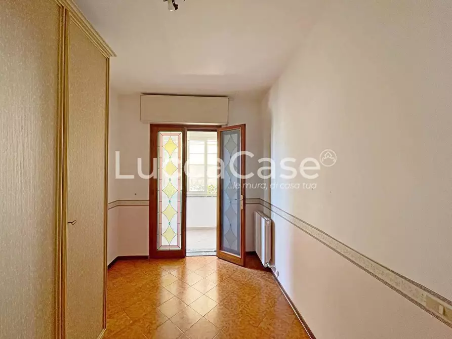 Immagine 11 di Casa quadrifamiliare in vendita  a Viareggio