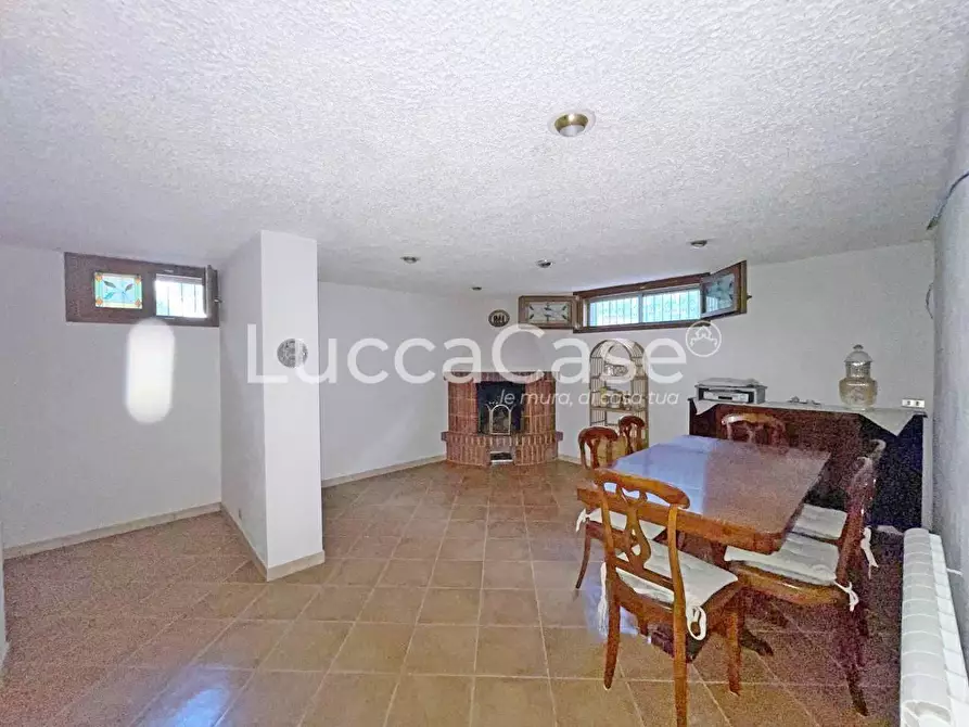 Immagine 22 di Casa quadrifamiliare in vendita  a Viareggio