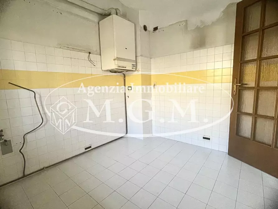 Immagine 9 di Appartamento in vendita  a Pontedera