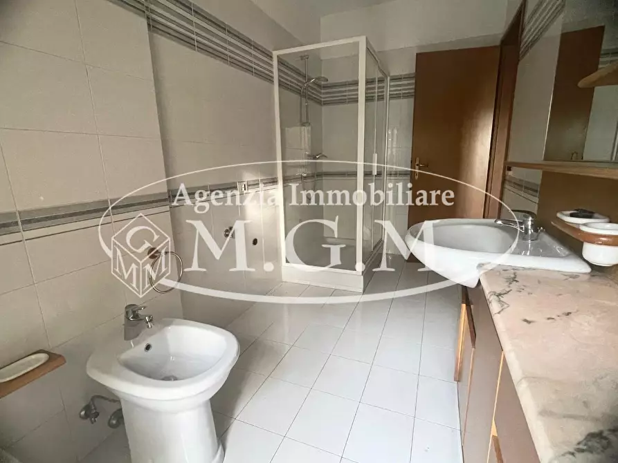 Immagine 17 di Appartamento in vendita  a Pontedera