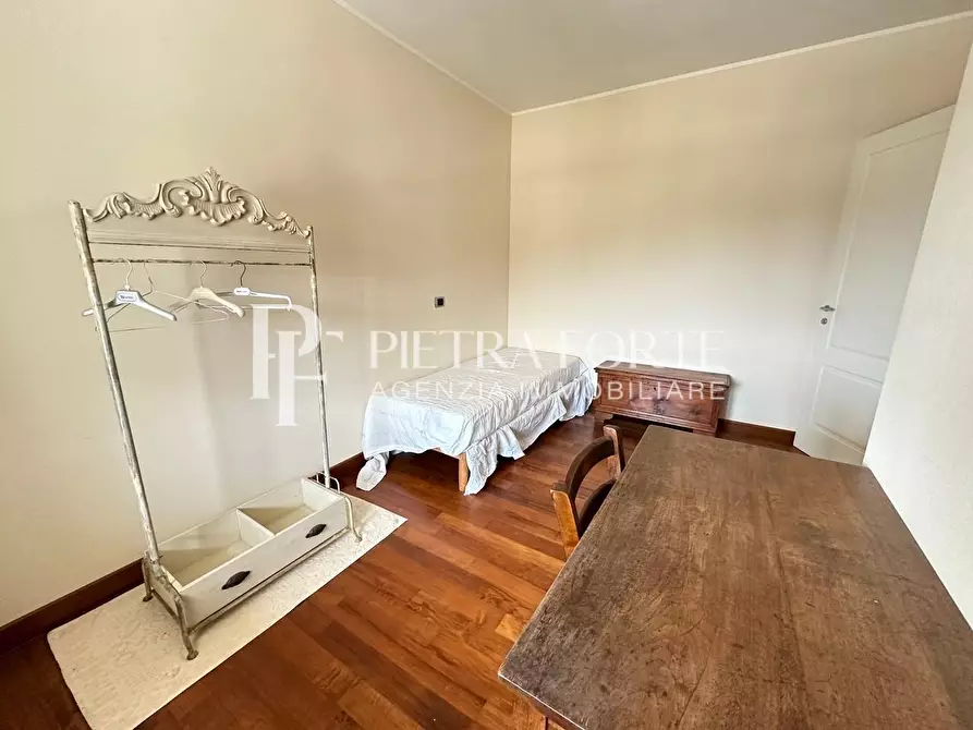 Immagine 9 di Appartamento in vendita  a Pietrasanta